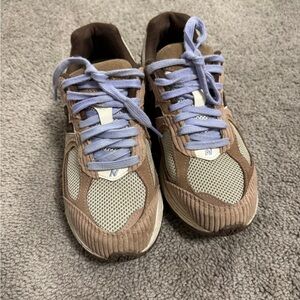 New Balance 2002r Sneakers